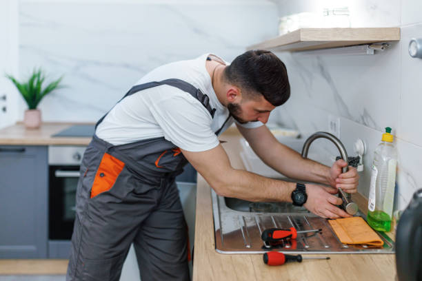 Best Residential Plumbing Services  in Country Clu, FL