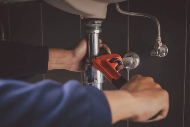 Best Water Leak Repair  in Country Clu, FL